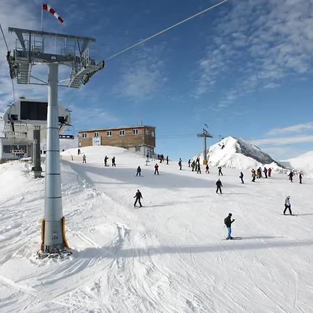 Cosy Studio Near Gondola *